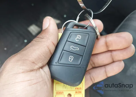 2020 Volkswagen Jetta Gli 2.0T Autobahn/2.0T S z USA, uszkodzony, nr VIN 3VW6T7BU0LM056187